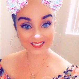 Meet your Posher, Erica